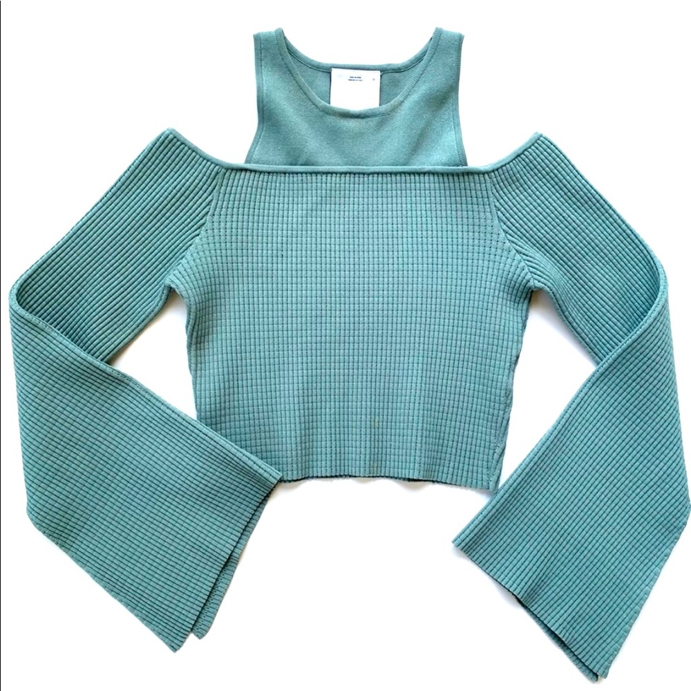 C / MEO Collective Ribbed Cold Shoulder Bell Sleeve Crop Top Sz M